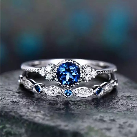 Sterling Silver Luxury 2 pcs/set blue crystal Ring, beautiful Ring, shiny Ring. - Picture 1 of 4